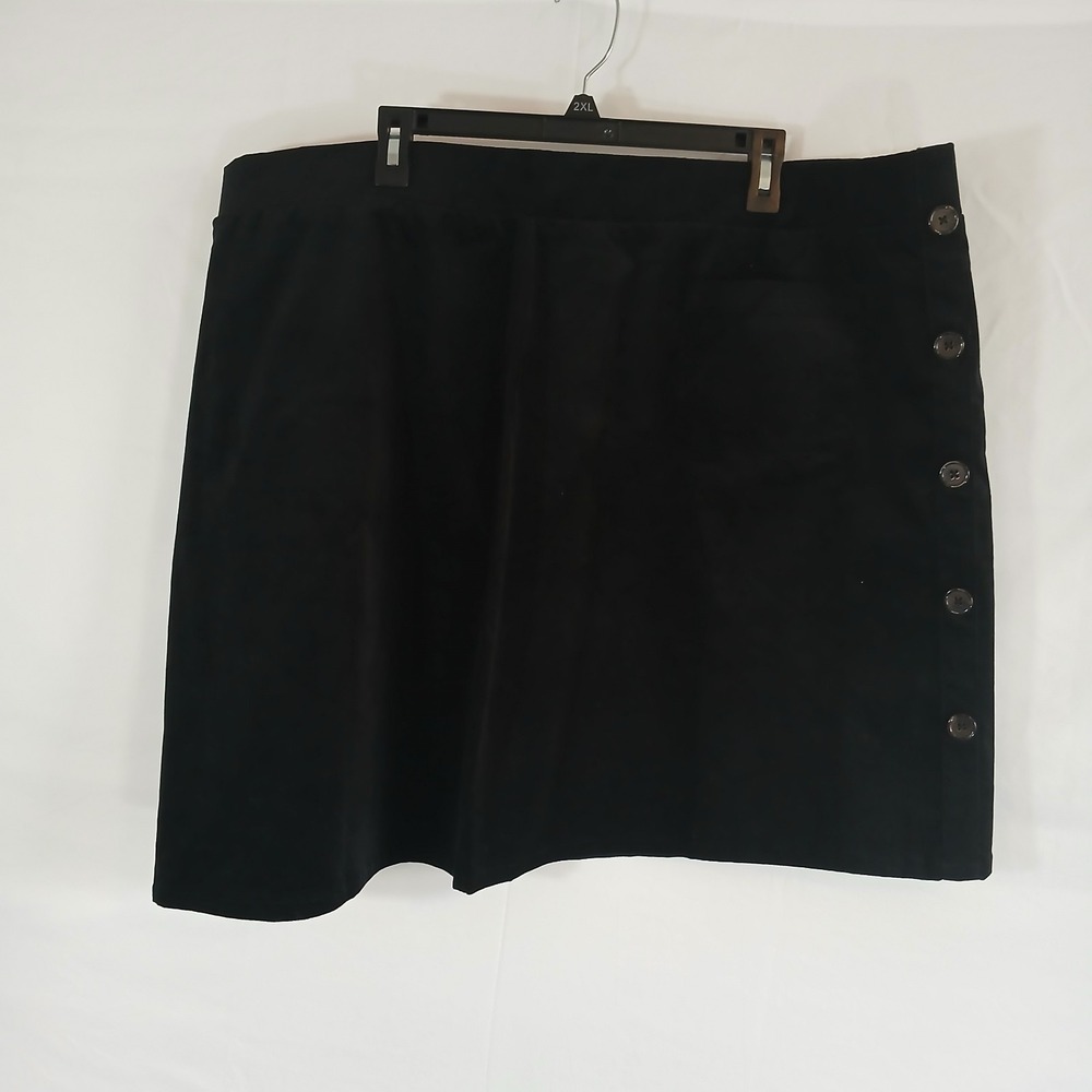 Torrid Black Skirt Mini Velore Button Up  NWT Sz  4X  Casual Travel Office